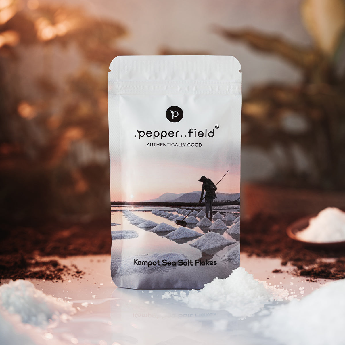 Sea Salt Flakes - Salt Pyramids - Selecting the largest crystals